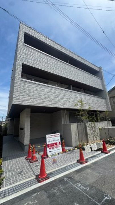 大阪府茨木市戸伏町 賃貸マンション