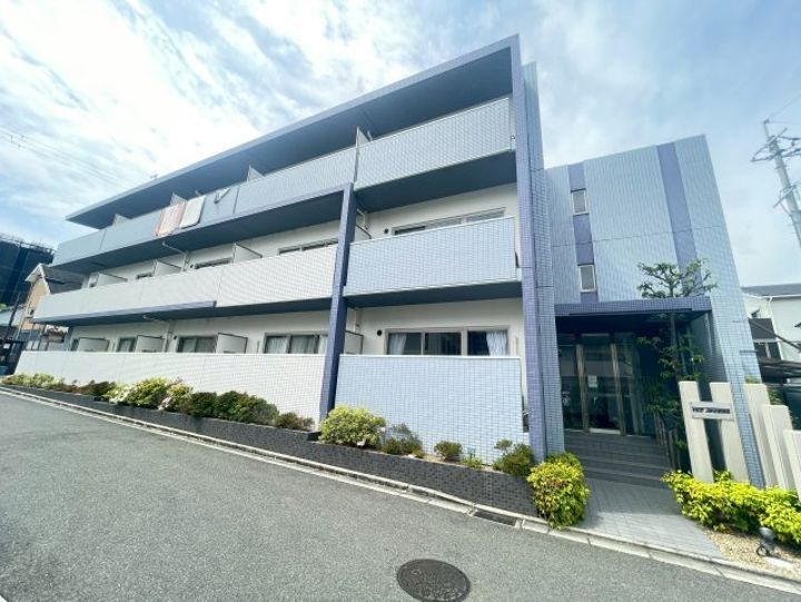 大阪府高槻市真上町２丁目 賃貸マンション