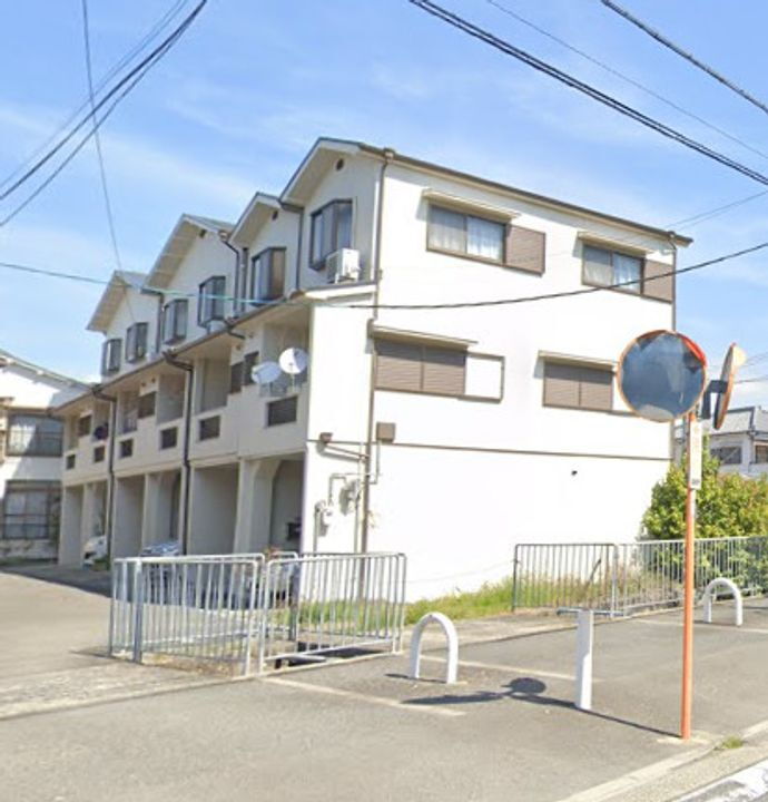 大阪府高槻市浦堂１丁目 3階建 築27年9ヶ月