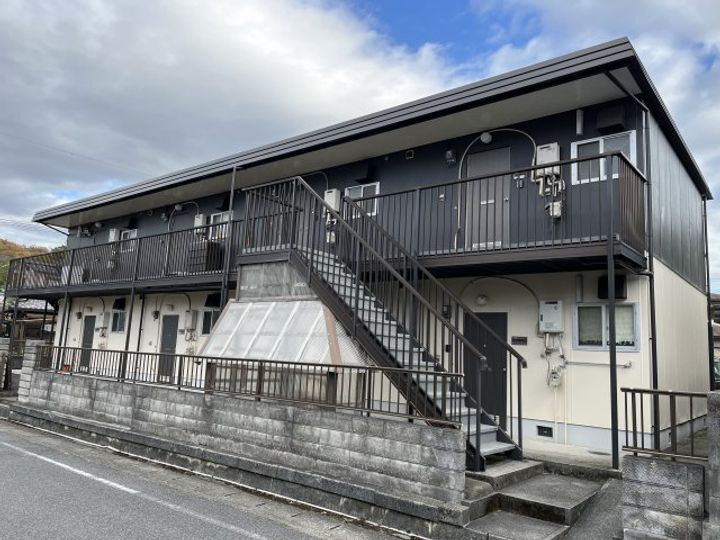 滋賀県彦根市原町 賃貸アパート