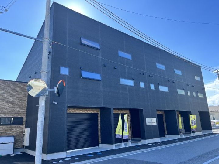 滋賀県犬上郡豊郷町大字石畑 タウンハウス