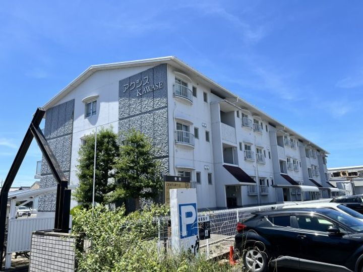 滋賀県彦根市川瀬馬場町 賃貸アパート