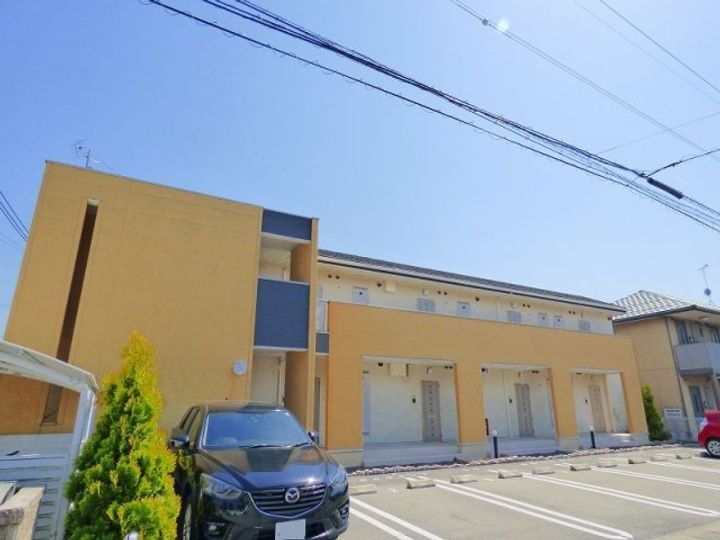 滋賀県米原市下多良３丁目 賃貸アパート