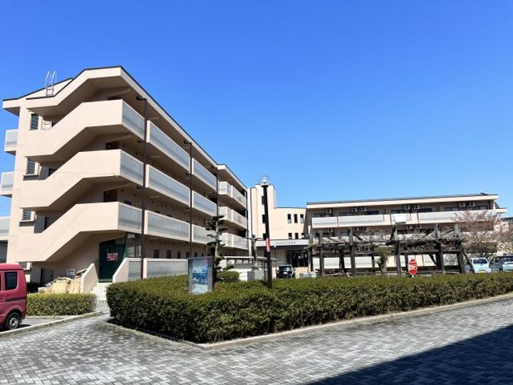 滋賀県彦根市竹ケ鼻町 賃貸マンション