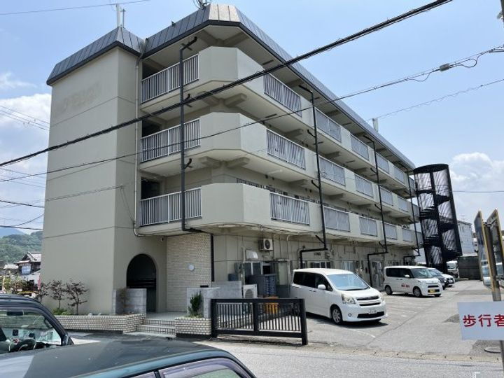 セリマンション