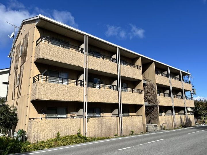 滋賀県彦根市八坂町 賃貸アパート