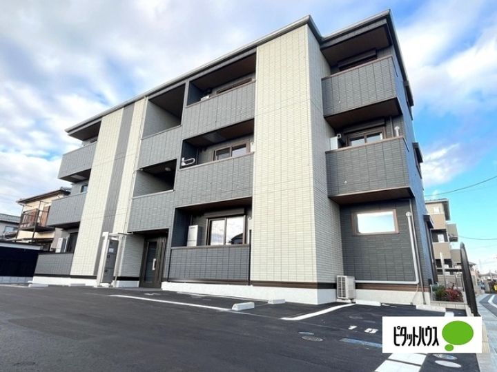 滋賀県栗東市北中小路 賃貸アパート