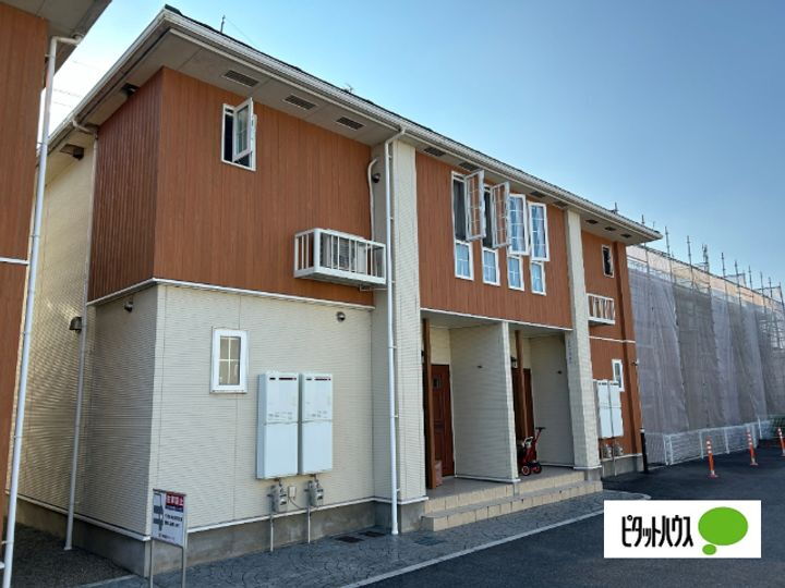 滋賀県東近江市桜川東町 賃貸アパート