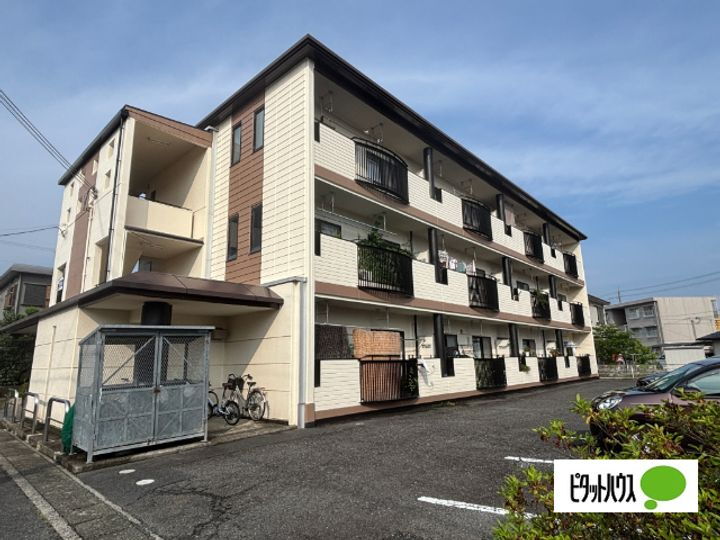 滋賀県甲賀市水口町東名坂 3階建 築38年3ヶ月