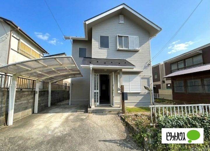 滋賀県甲賀市甲南町希望ケ丘２丁目 2階建 築34年1ヶ月
