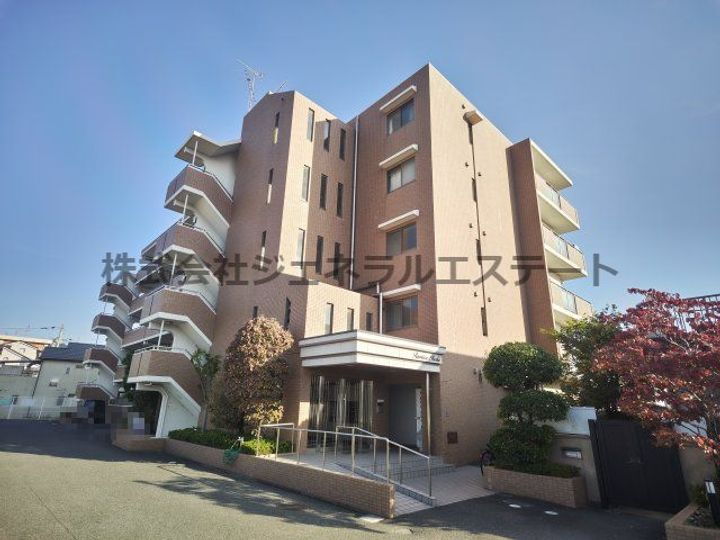 ルミエールいけだ 5階建