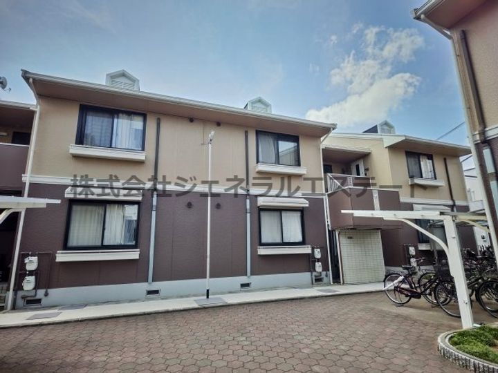大阪府寝屋川市下木田町 賃貸アパート