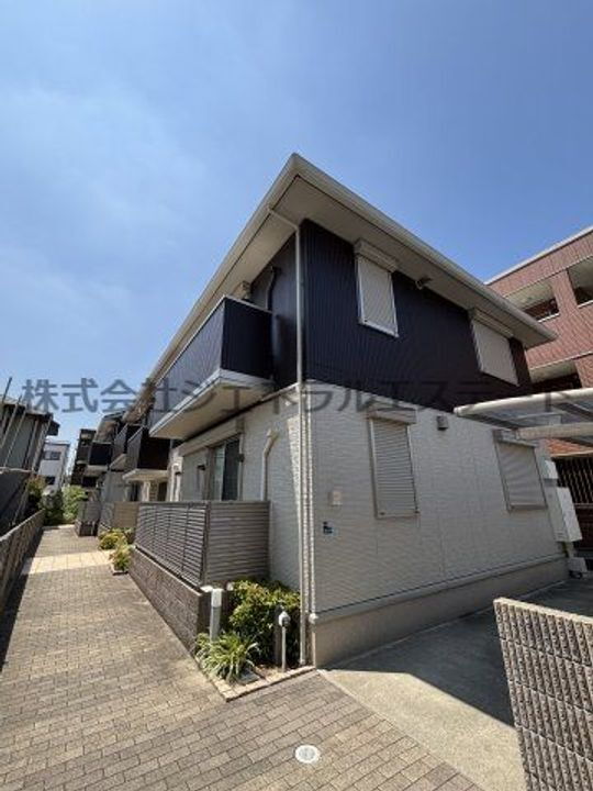 大阪府寝屋川市田井町 賃貸アパート