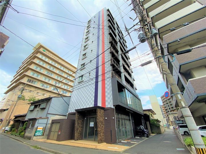 ＥＲＩＯＳ　ＣＯＵＲＴ　香春口 10階建