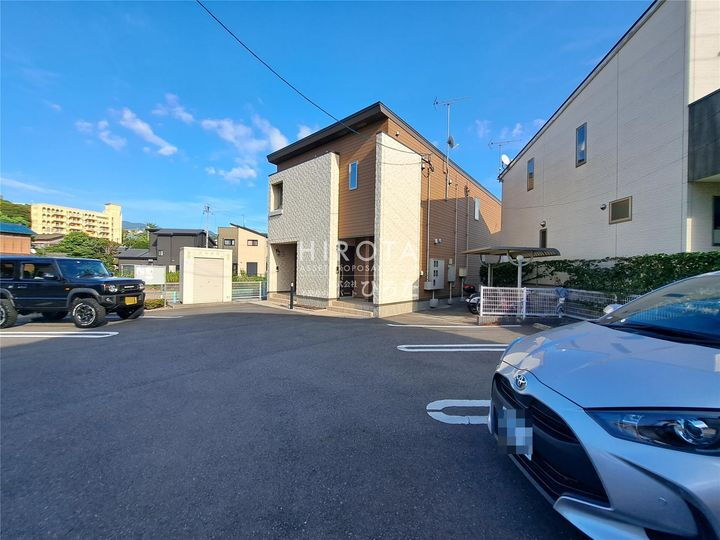 ヴィラタカハマ 2階建