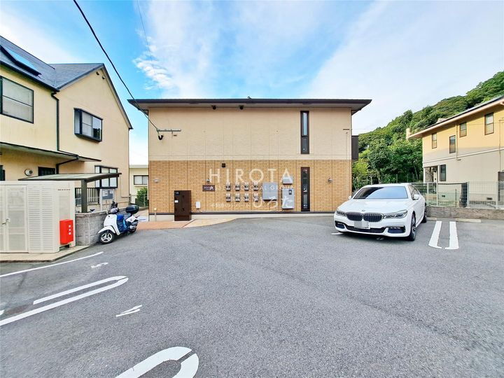 ルミナス須賀 2階建