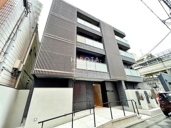 ＳｈａＭａｉｓｏｎ　Ｌａ　Ｒｅｎａｉｓｓａｎｃｅ