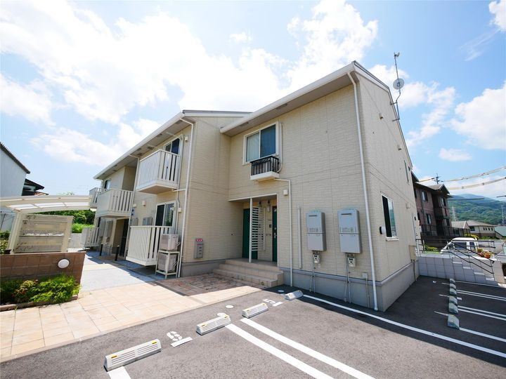 ヴェルジェ深田Ⅴ