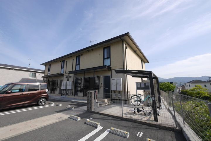 福岡県北九州市小倉南区葛原本町４丁目 賃貸アパート