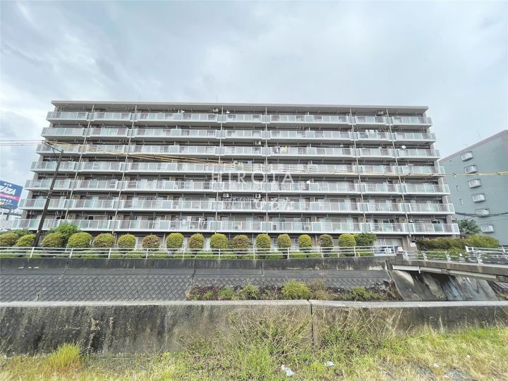 ペルル湯川新町弐番館　８０７号室