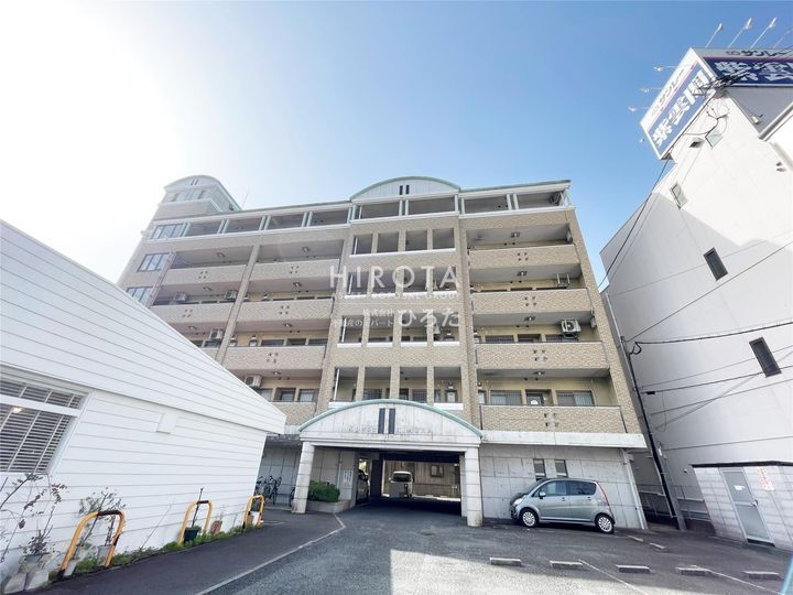 福岡県北九州市小倉南区沼南町１丁目 賃貸マンション
