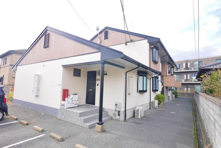 コンフォート長行 2階建