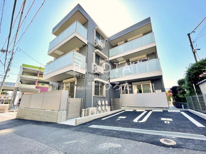 Ｍａｉｓｏｎ　ｄｅ　Ｈｉｐｐｏ 3階建