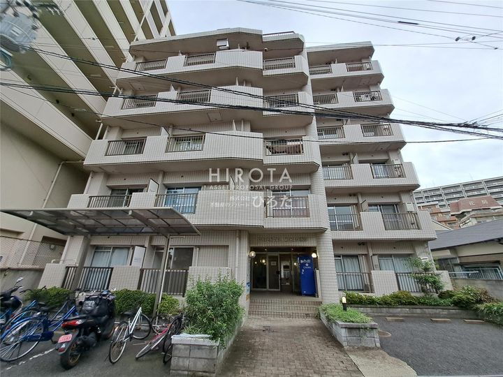 オリエンタル三萩野 6階建