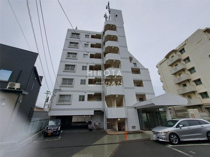 グリーンハイツ足立 7階建