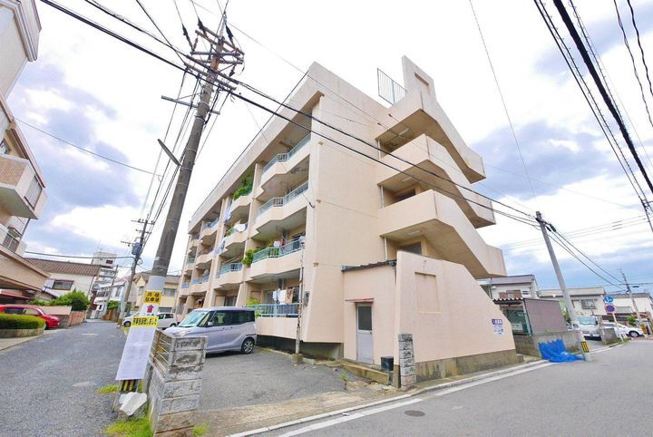 石田コーポ 4階建