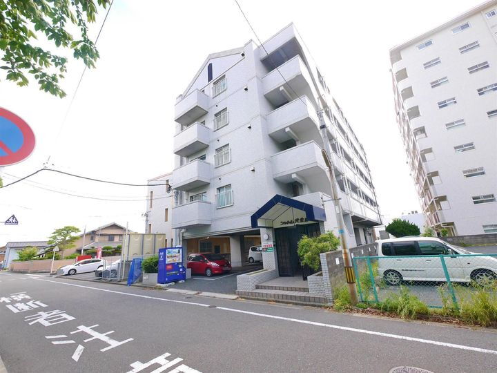 シャトレ穴生Ⅲ 5階建