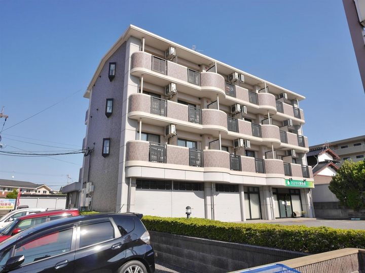 プレミールカネキ