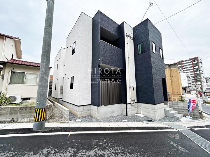 Ｆｏｕｒ　Ｓｅａｓｏｎｓ菅原 2階建