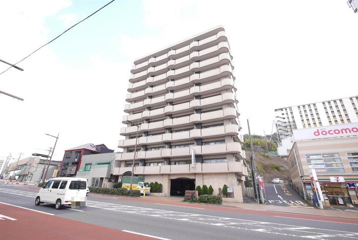 トーカンマンション高炉台公園 11階建