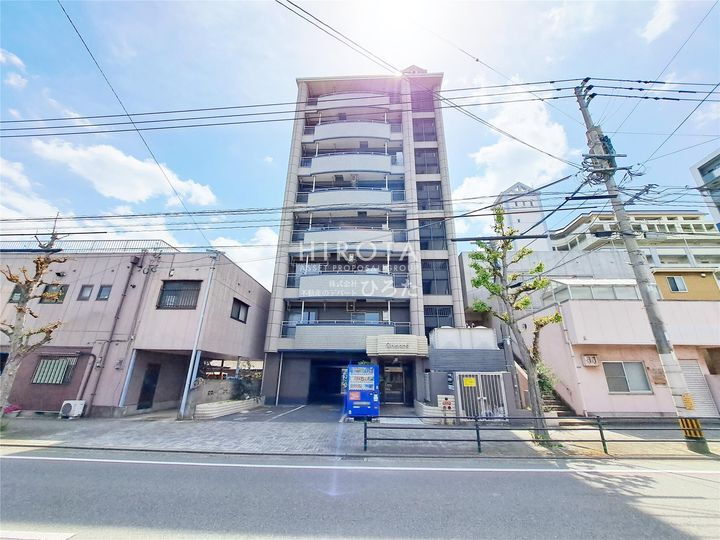 オークラ明治町ビル 8階建
