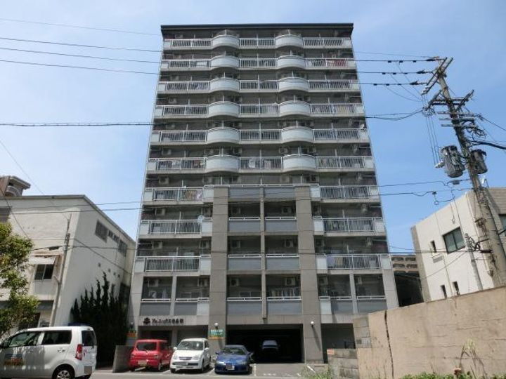 フェニックス壱番館 11階建
