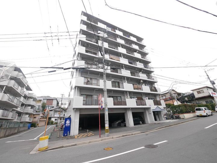 枝光スカイマンション 9階建
