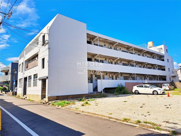 ディアライフ千防 3階建