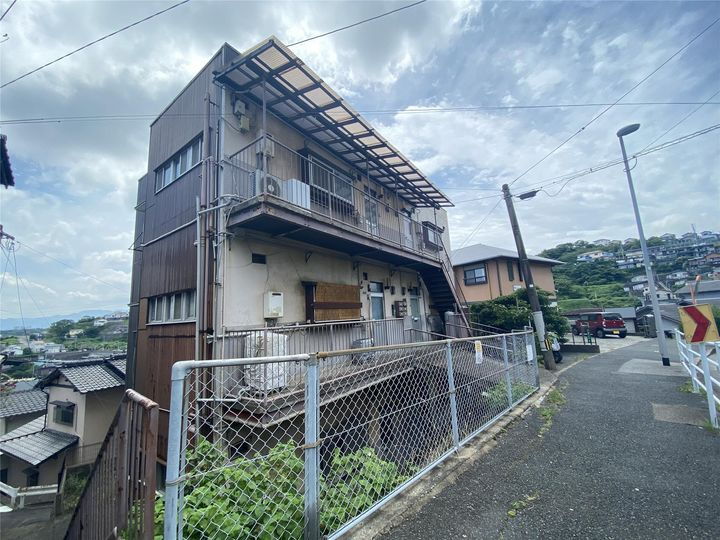 メゾン丸町 3階建