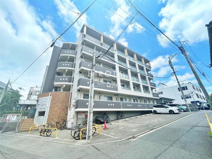 Ｂｌａｎｅ・ｎｏｉｒｅ 5階建