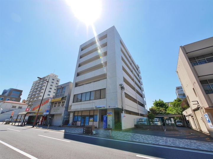 プレアール金田