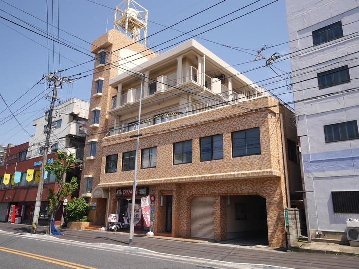 シャトーＭｏＲｉ３ 4階建