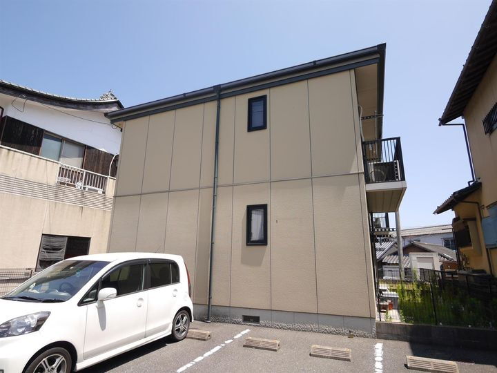 アークフォーレス 2階建