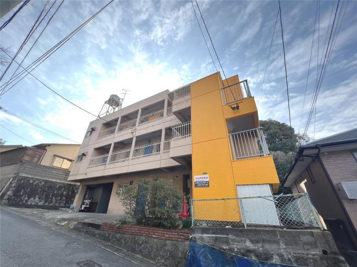 コーポ篠原 3階建