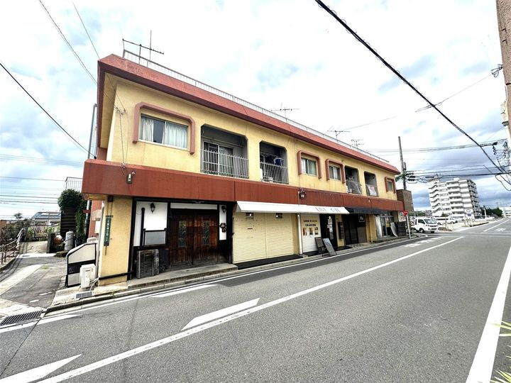 福岡県中間市扇ヶ浦１丁目 賃貸マンション