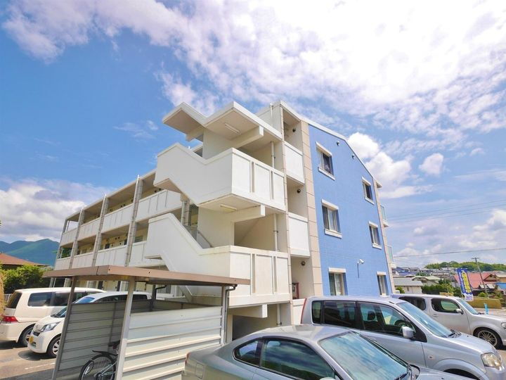 プレアール感田 3階建