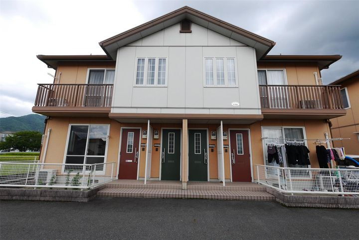 コムハウス五番館 2階建