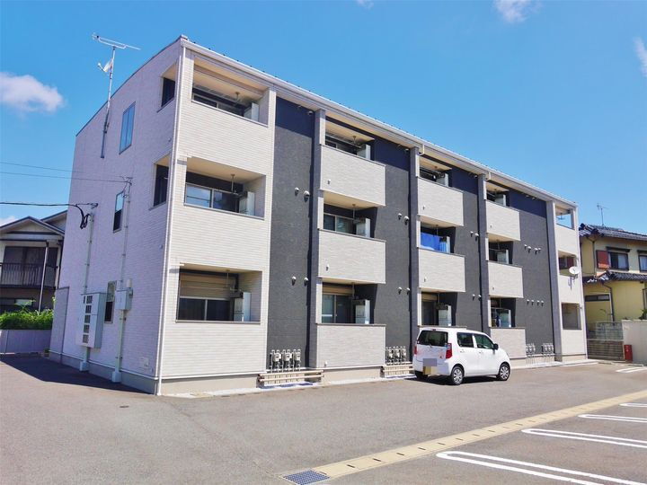 アルドール　Ｔ・Ｓ 3階建