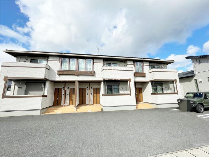 グリーンハイム本松 2階建