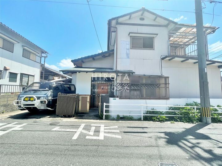 下上津役元町古賀一戸建 2階建